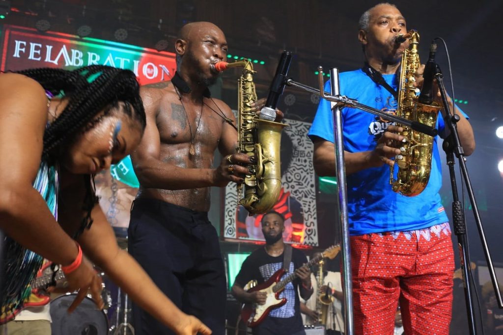 Seun Kuti et Femi Kuti au Shrine, le 15 octobre 2023. © The New Afrika Shrine